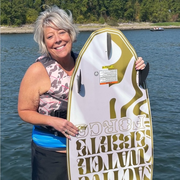 Meet your Posher, Jen - Picture 5 of 5